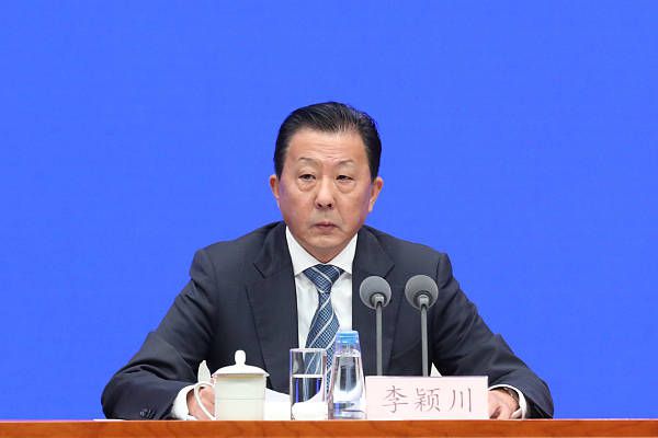 踩裆vk